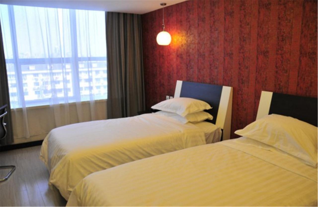 Fairyland Hotel Shanghai New International Exihibition Centre South Yanggao Road Metro Station เซี่ยงไฮ้ ภายนอก รูปภาพ